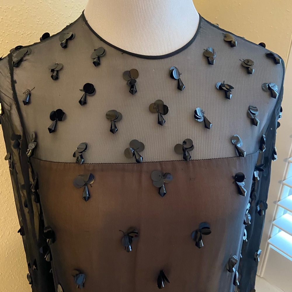 VINTAGE A GO GO! Sparkling metallic-like black beads! Sheer black w nude lining.